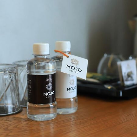 Mojo Hall Hotel ลุตสกาย ภายนอก รูปภาพ